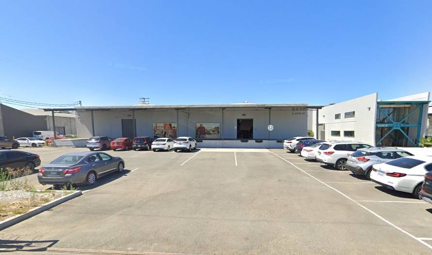 [미국] 직원수 45명 규모의 패션회사 프로덕션팀 / 스타일리스트 채용