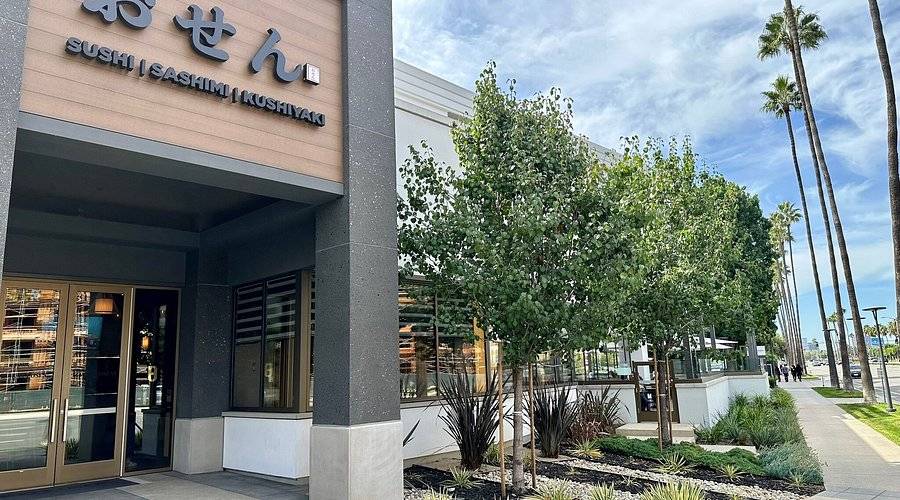 [미국인턴] 얼바인 일식 파인다이닝 - 조리사 신입/인턴 채용 (비자비용 전액 지원)